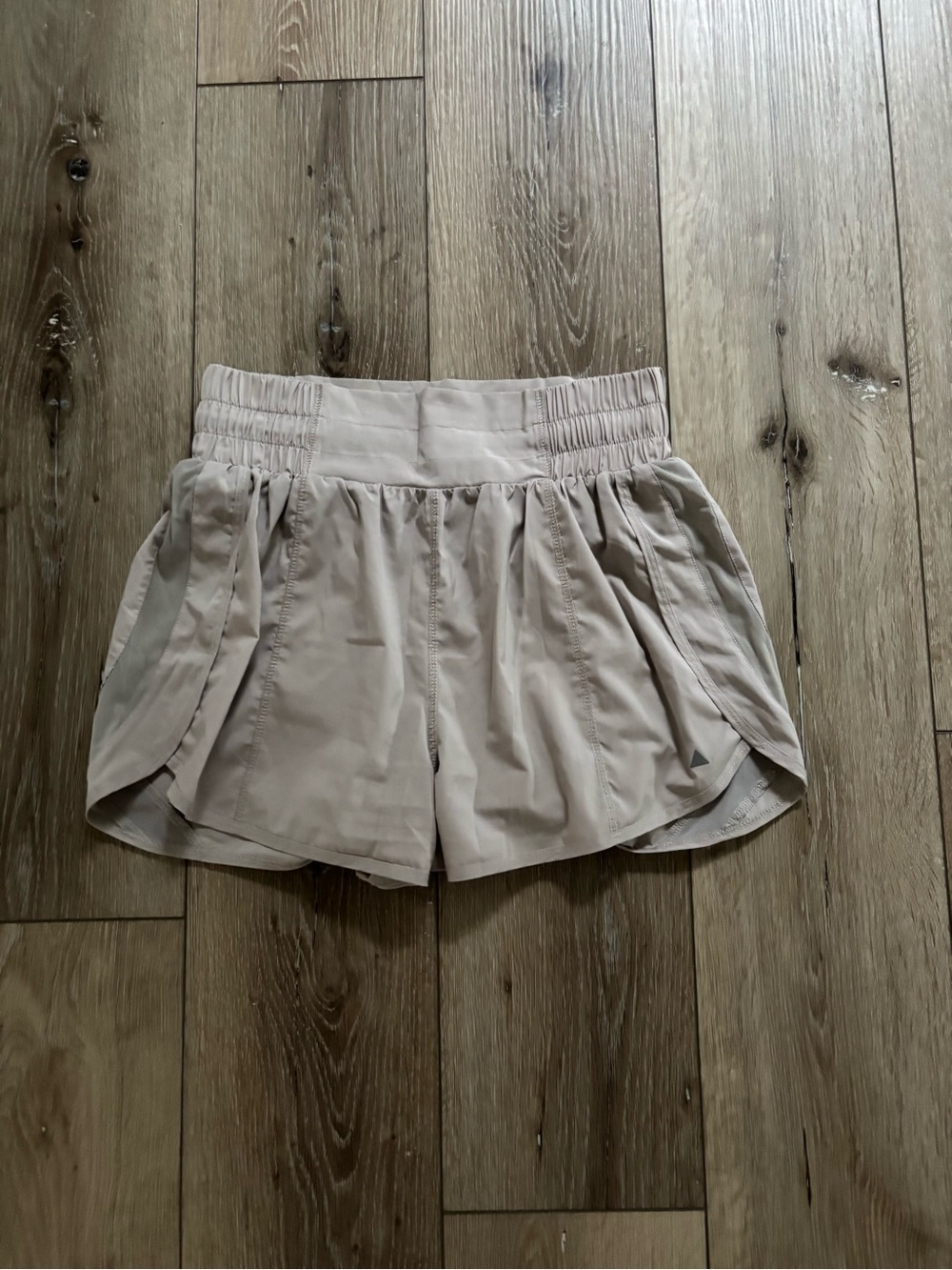 Vitality (Balance Athletica) Breeze Run Shorts Gray - Size small